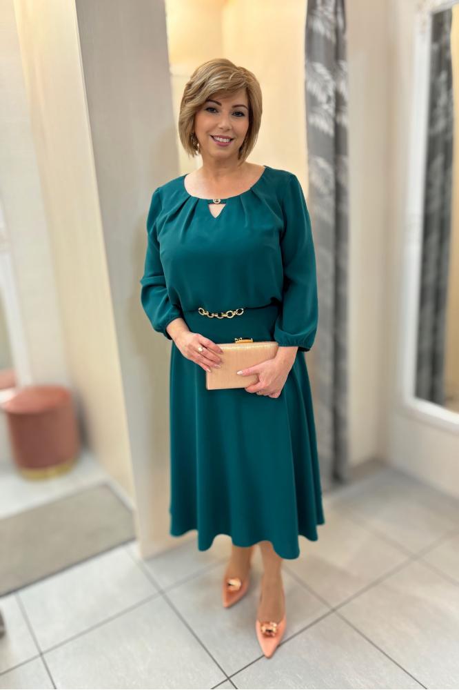 Zelené áčkové midi šaty s rukávom plus size