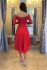 Asymetrické červené šaty s krajkou