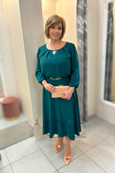 Zelené áčkové midi šaty s rukávom plus size