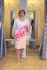 Elegantné svetlo-žlté šaty s kvetmi plus size